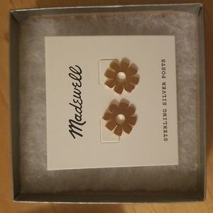 Daisy gold Madewell earrings NWT